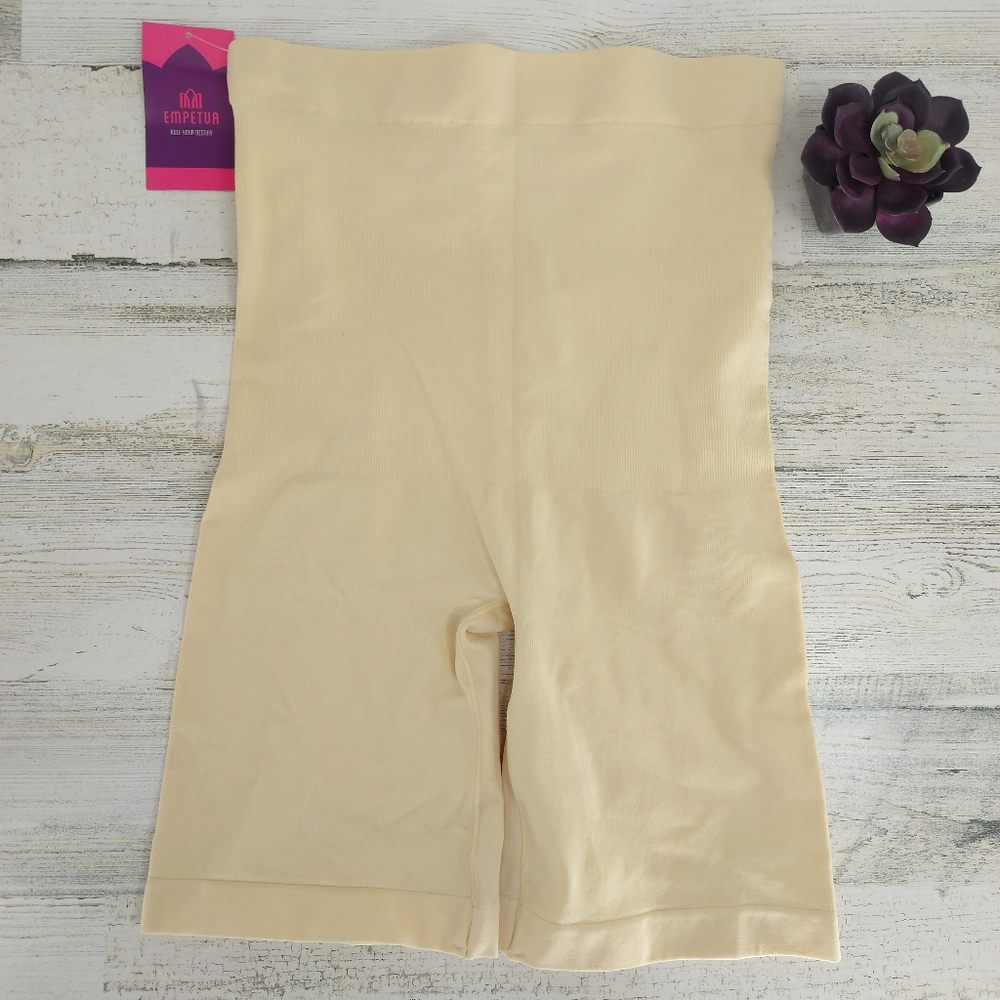 Empetua NEW High Waisted Shaper Shorts
